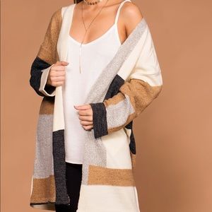 Perfect All Day Polagram Block Sweater! Size Small